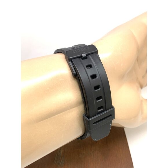 Casio Men's Watch F108WH Illuminator Quartz Digital Black Resin Sport 3224 - Picture 10 of 14